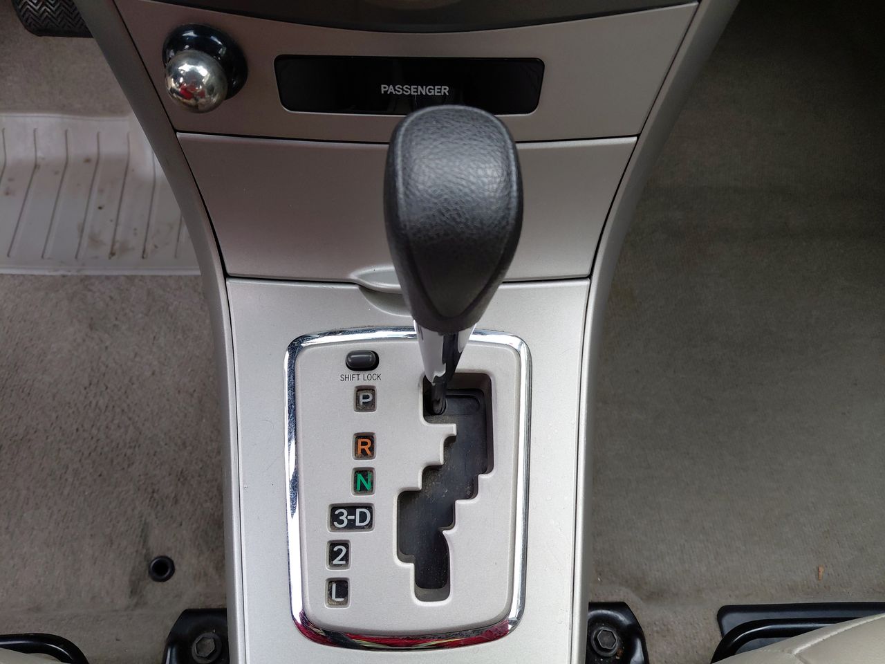 TOYOTA - 20