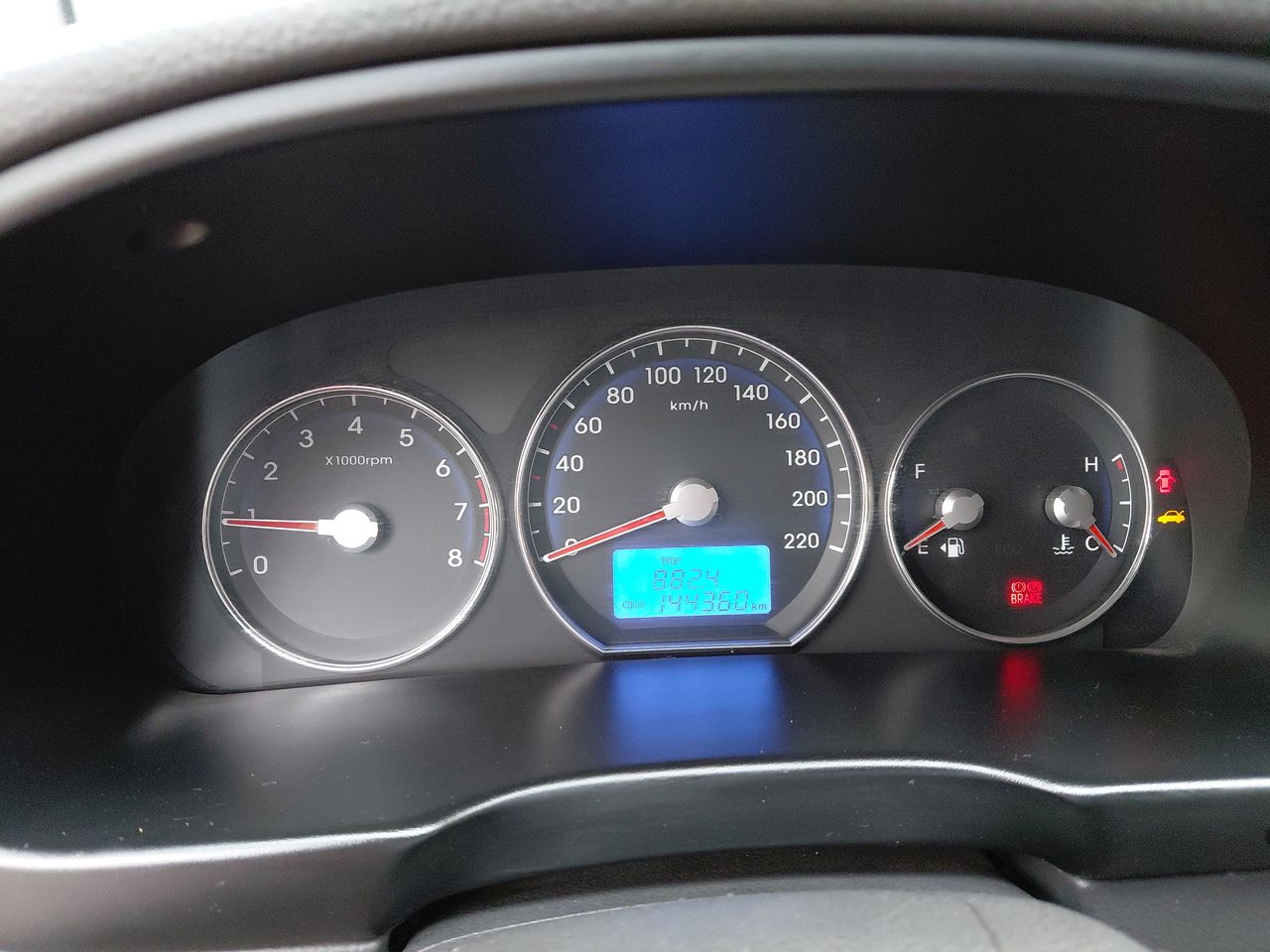 HYUNDAI - 18