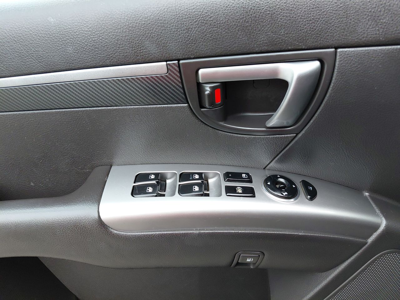 HYUNDAI - 13