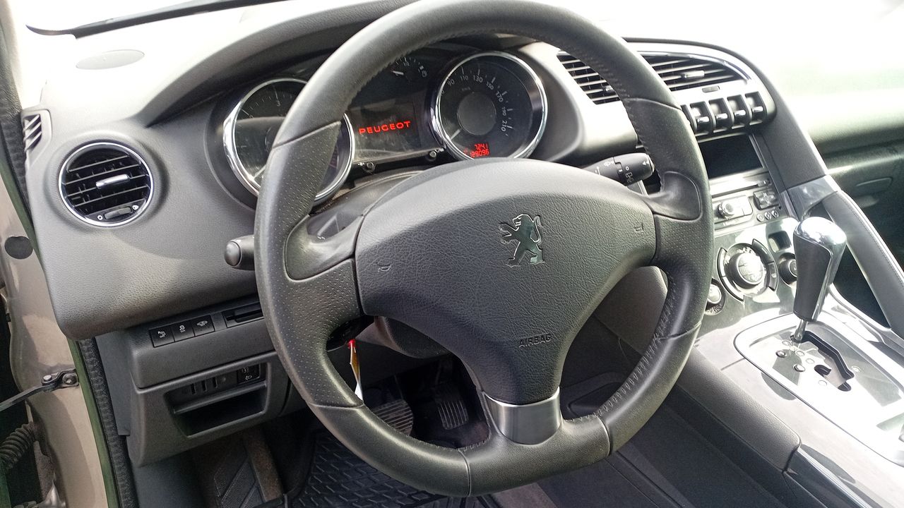 PEUGEOT - 10