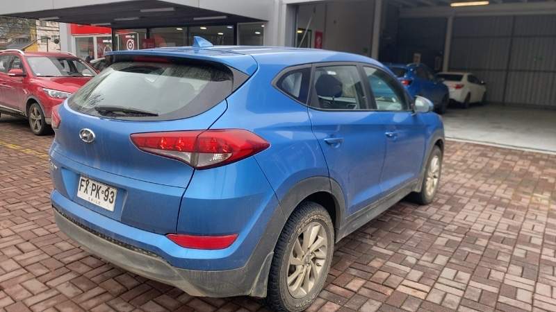 HYUNDAI - 3