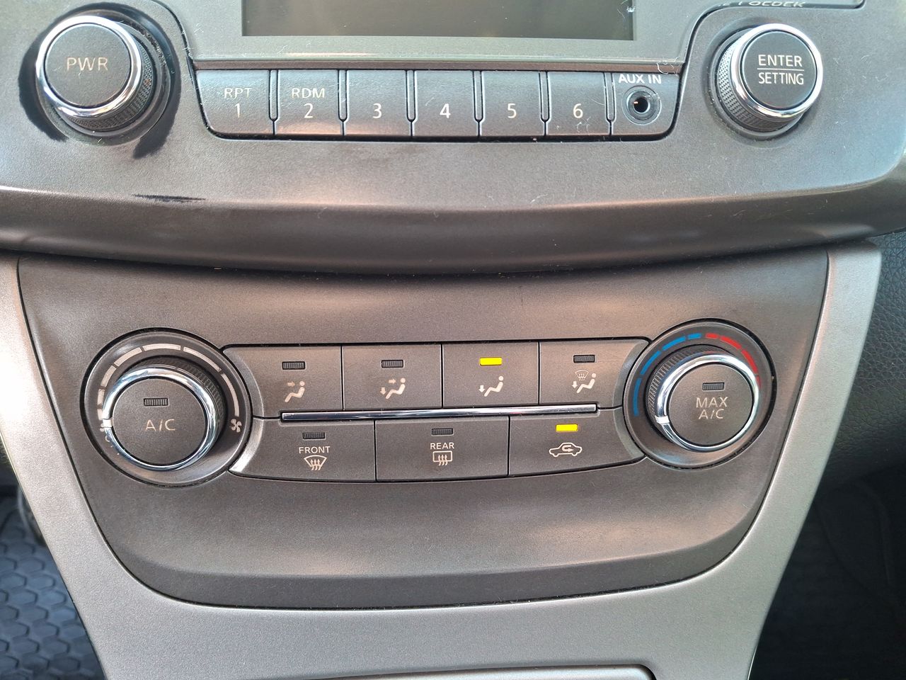 NISSAN - 28