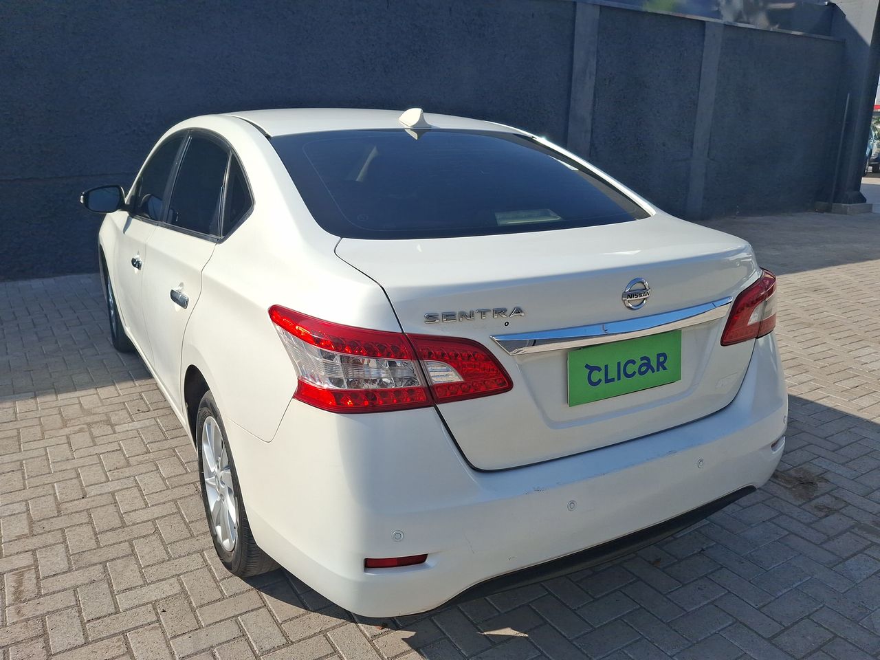 NISSAN - 5