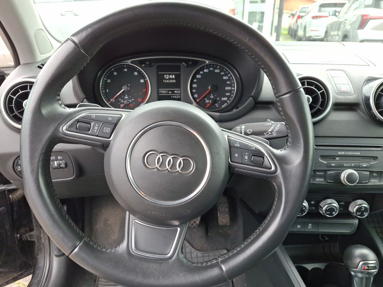 AUDI - 26