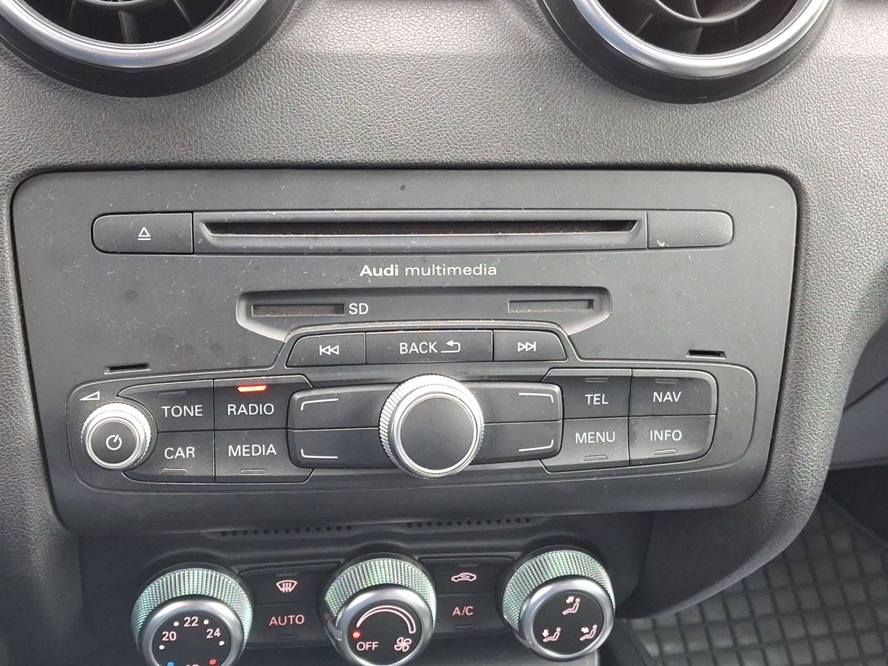 AUDI - 29