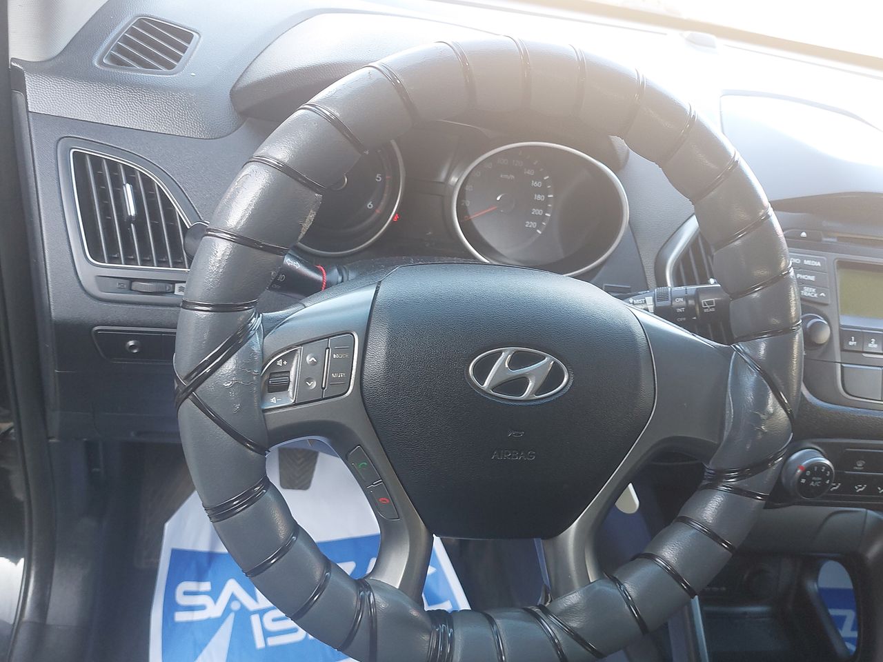 HYUNDAI - 26