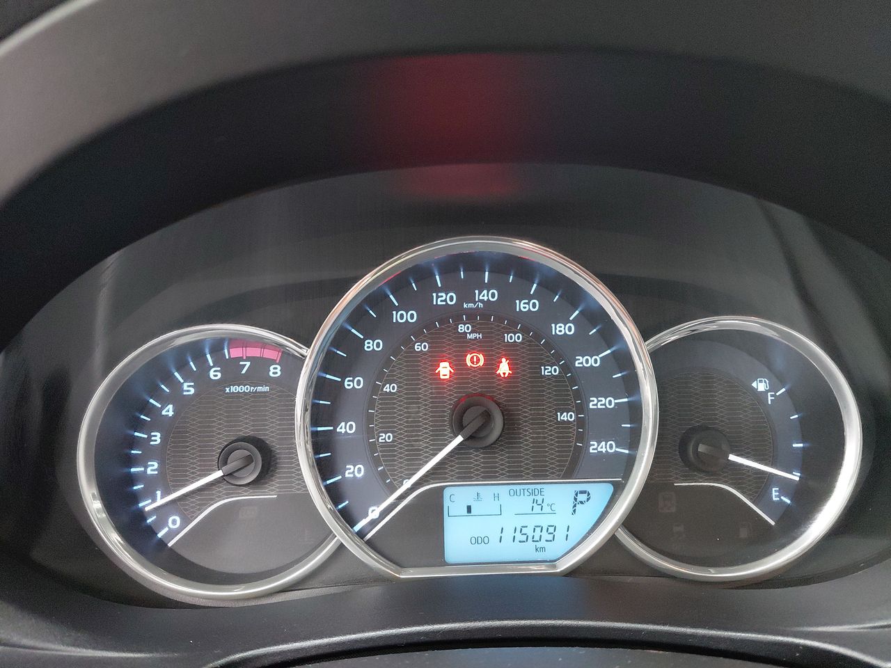 TOYOTA - 25