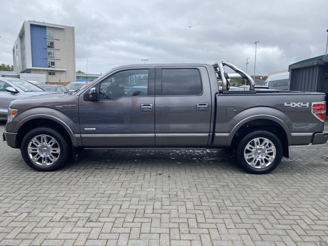 FORD - 4