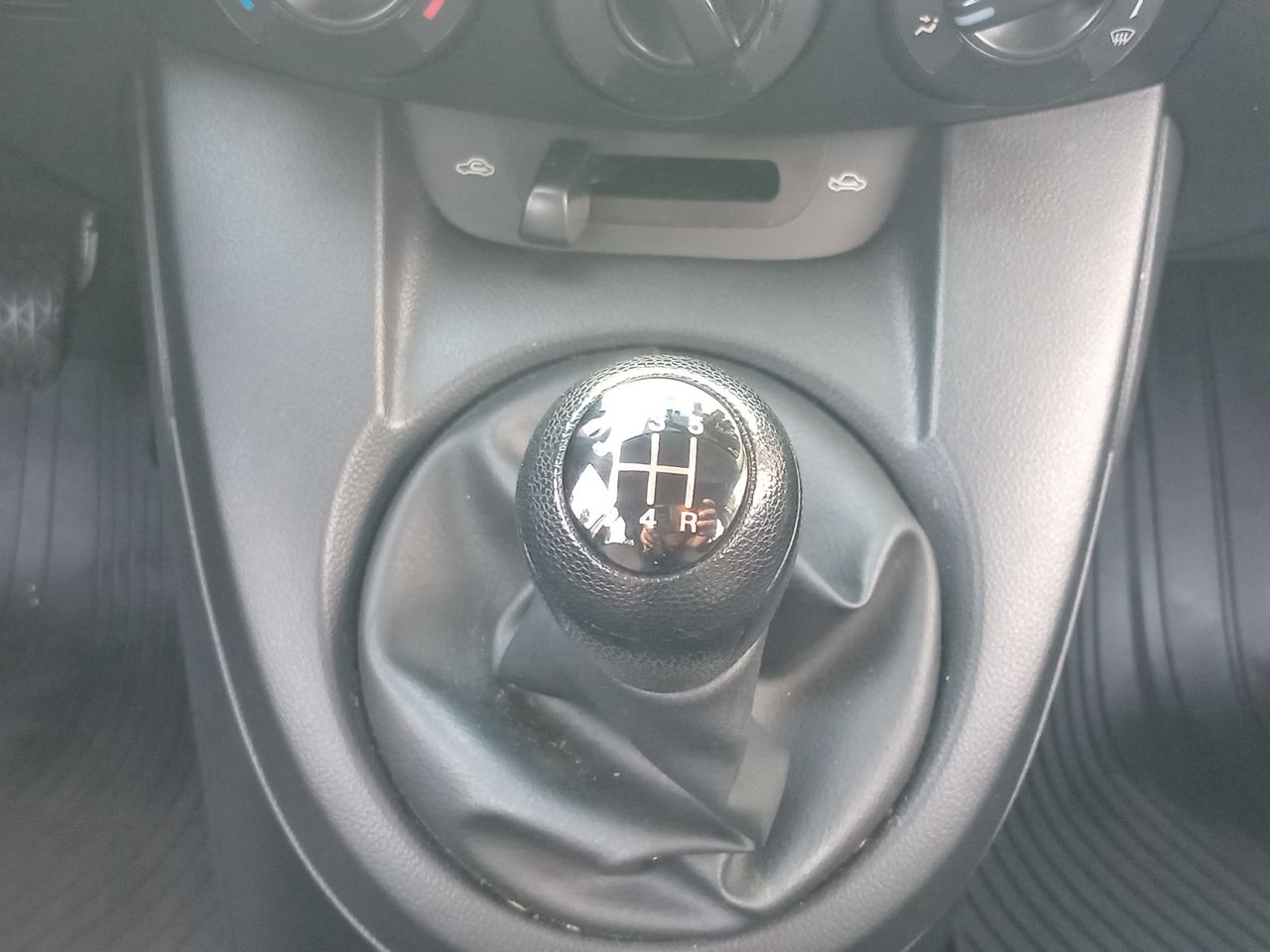 MAZDA - 28
