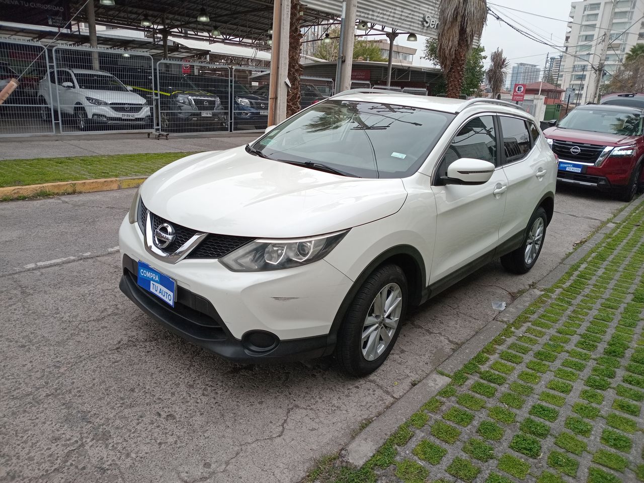 NISSAN - 3