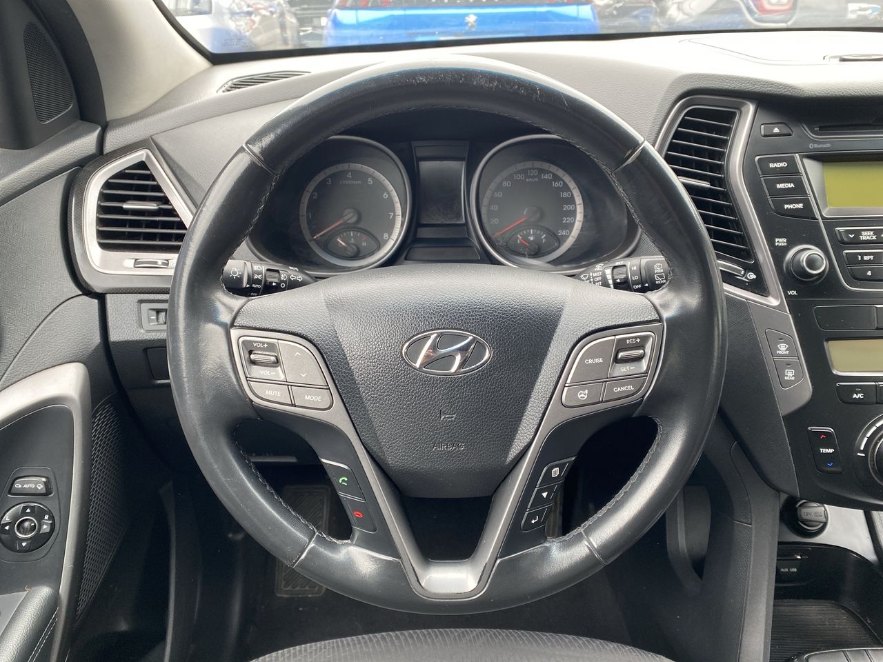 HYUNDAI - 26