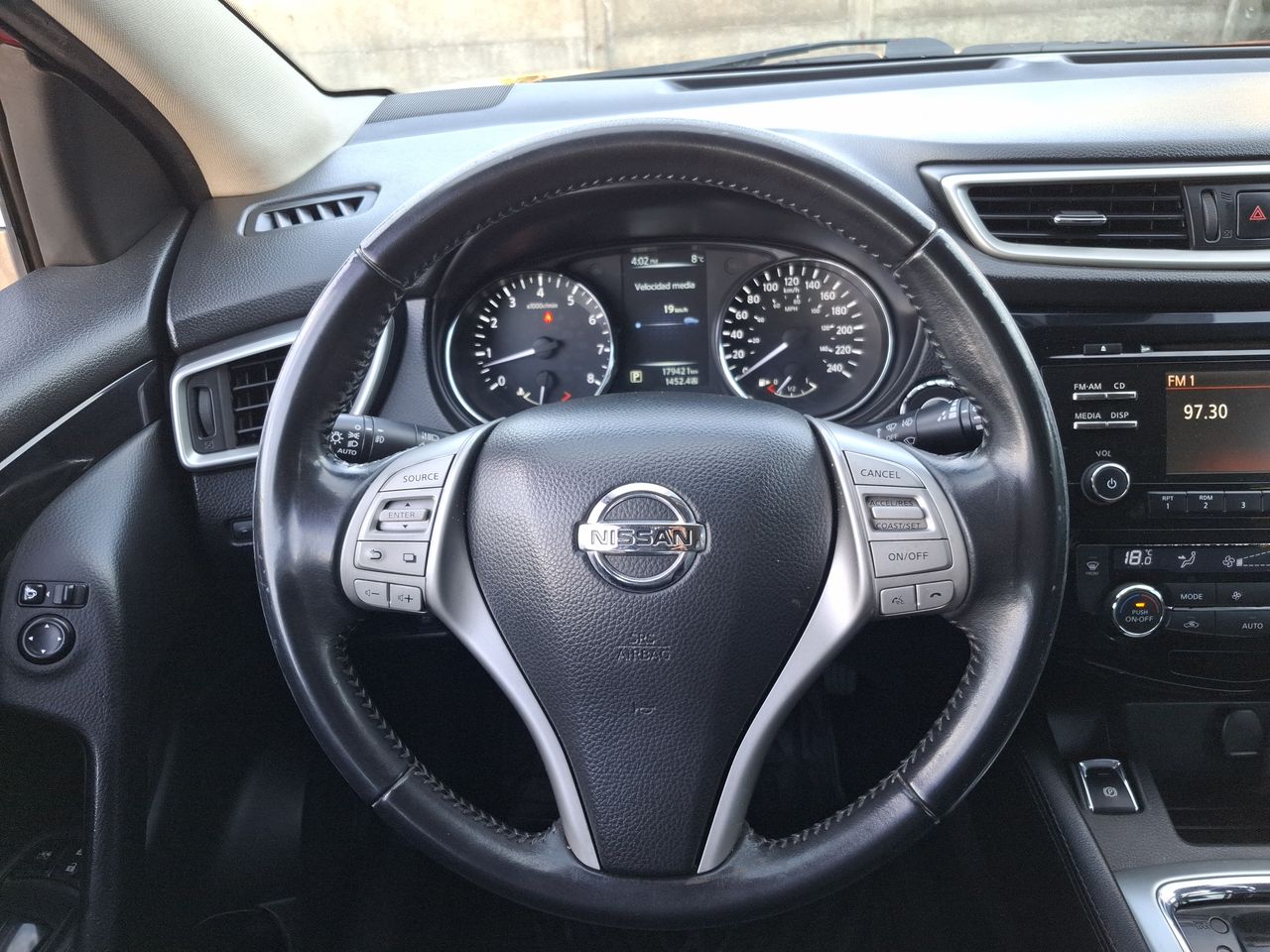 NISSAN - 18