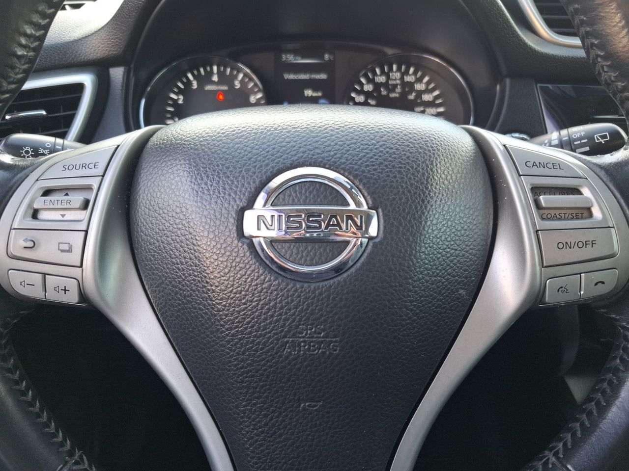 NISSAN - 19