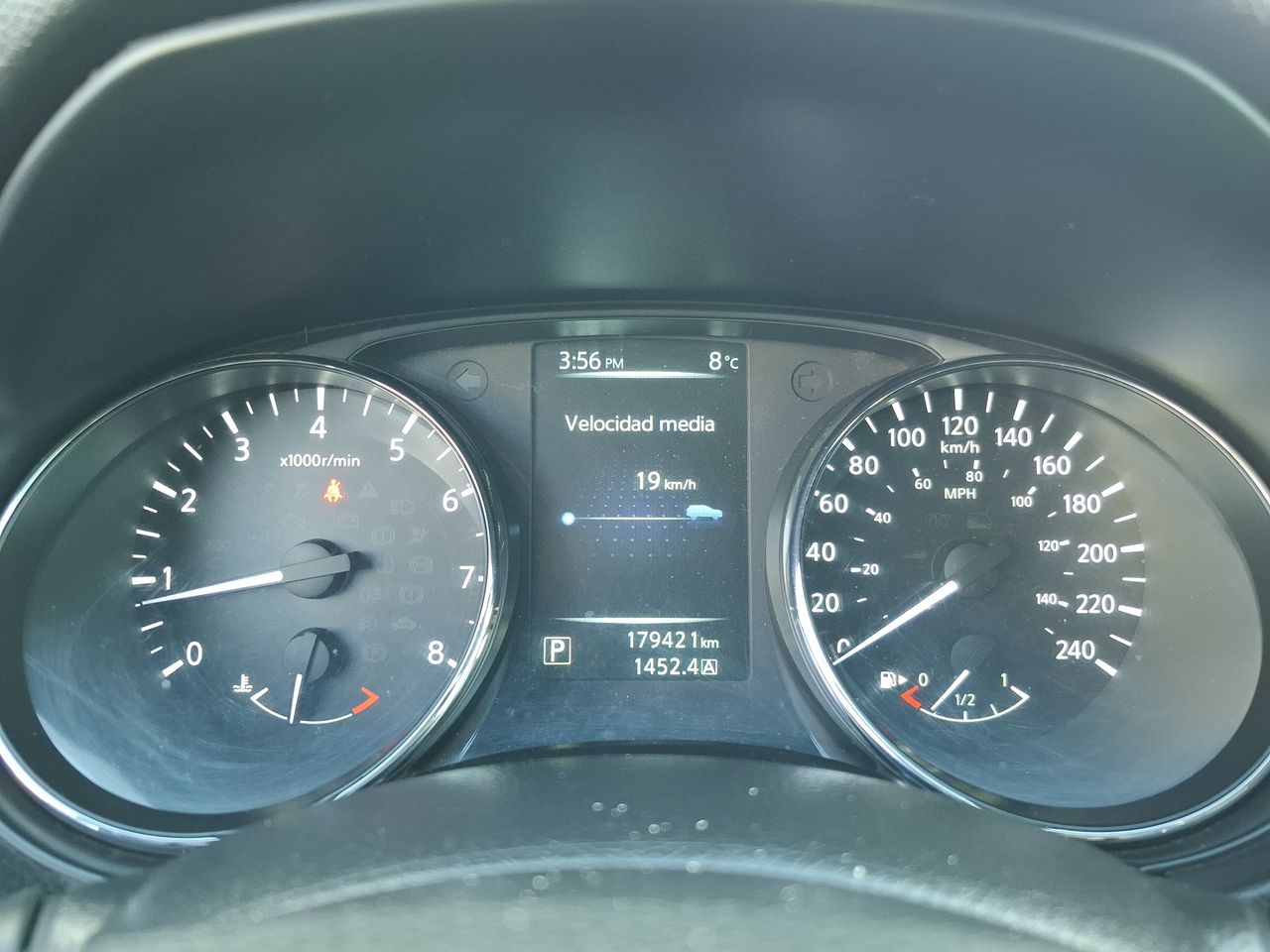 NISSAN - 20