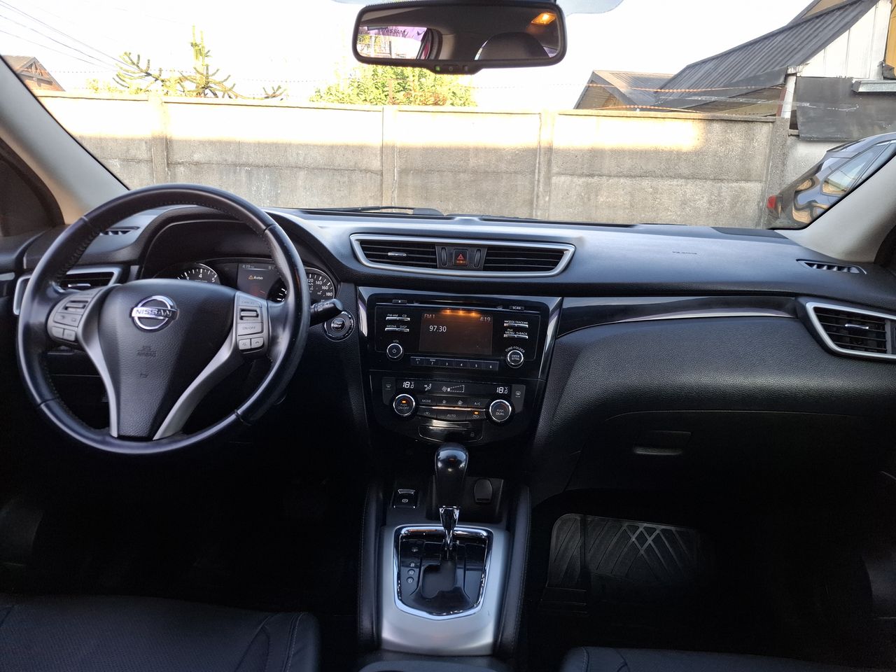 NISSAN - 1