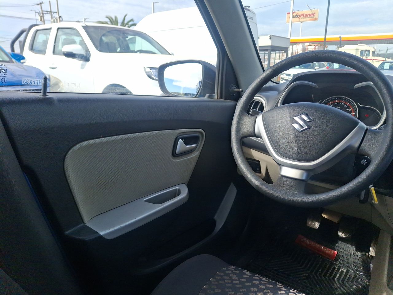 SUZUKI - 16