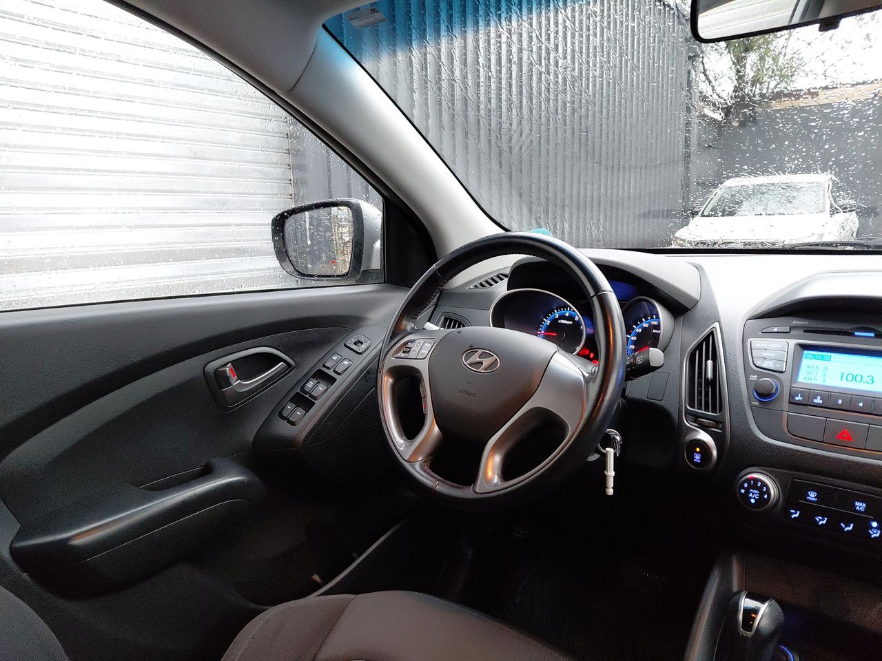 Hyundai Venue — foto 15 de 33