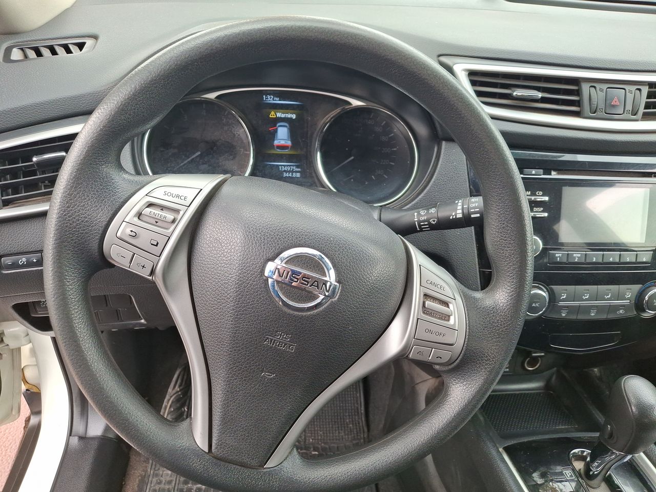 NISSAN - 26