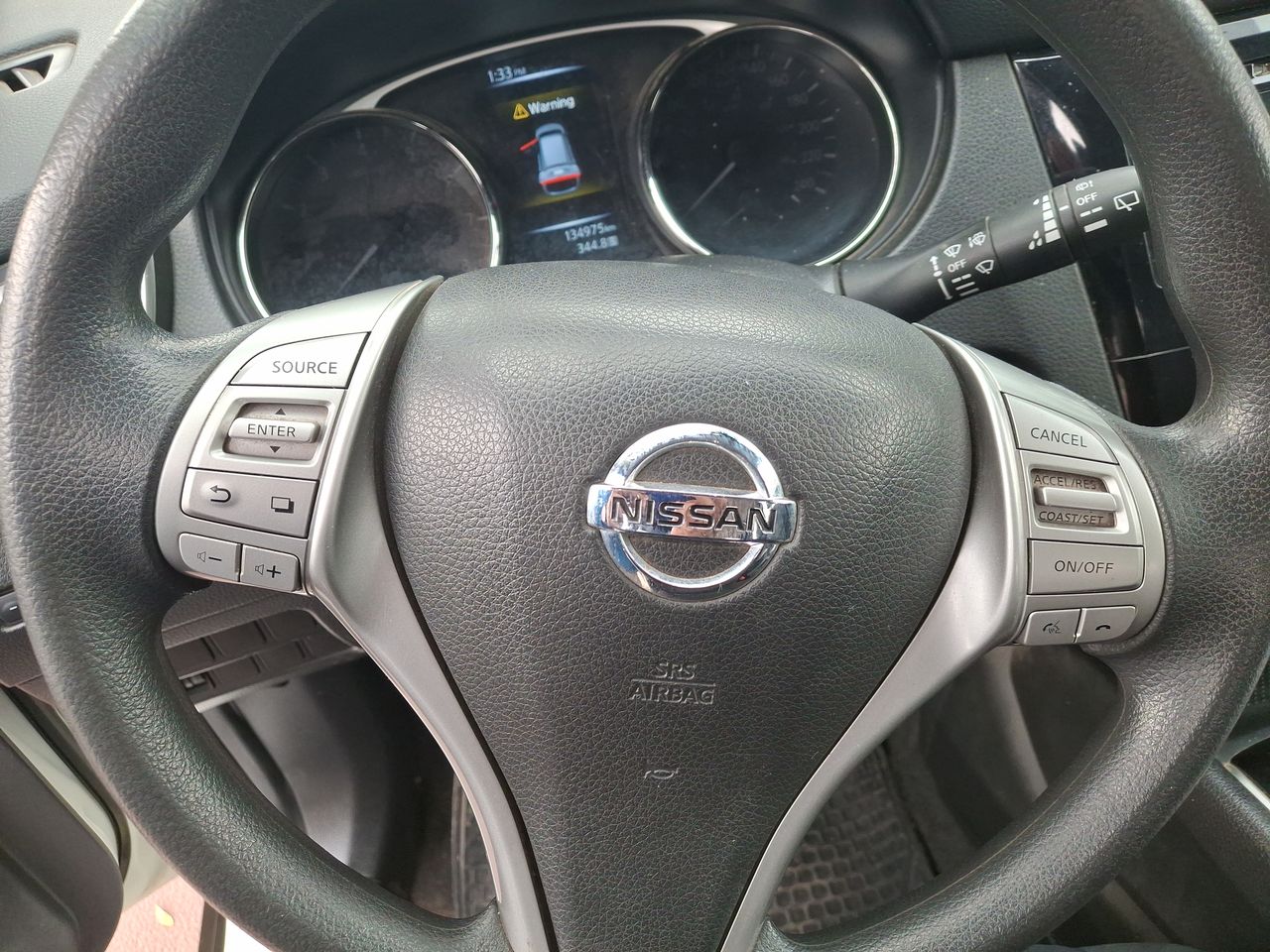 NISSAN - 27