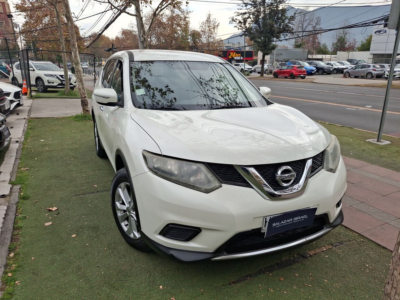 NISSAN - 2