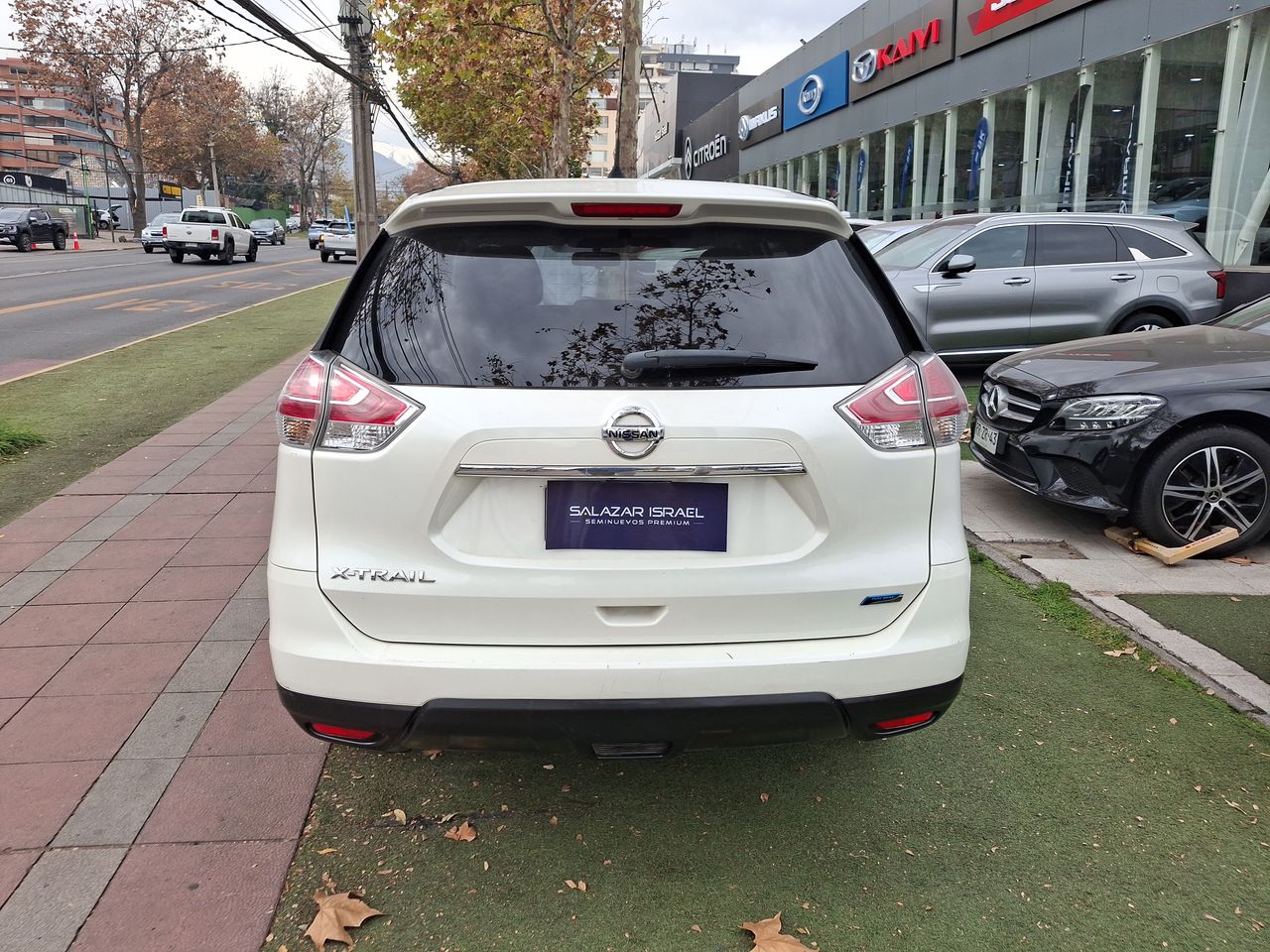 NISSAN - 5