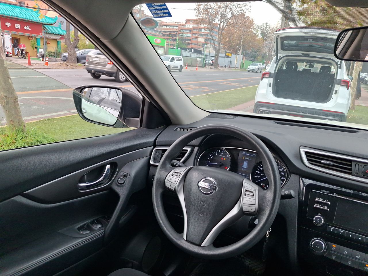 NISSAN - 10