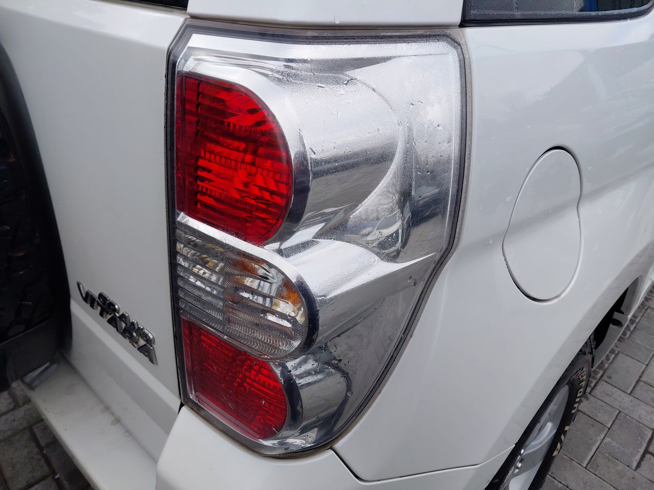 SUZUKI - 10