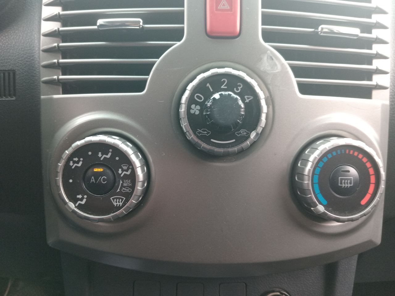 DAIHATSU - 30