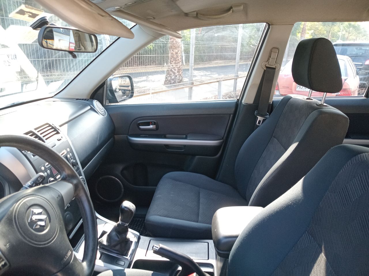 SUZUKI - 10