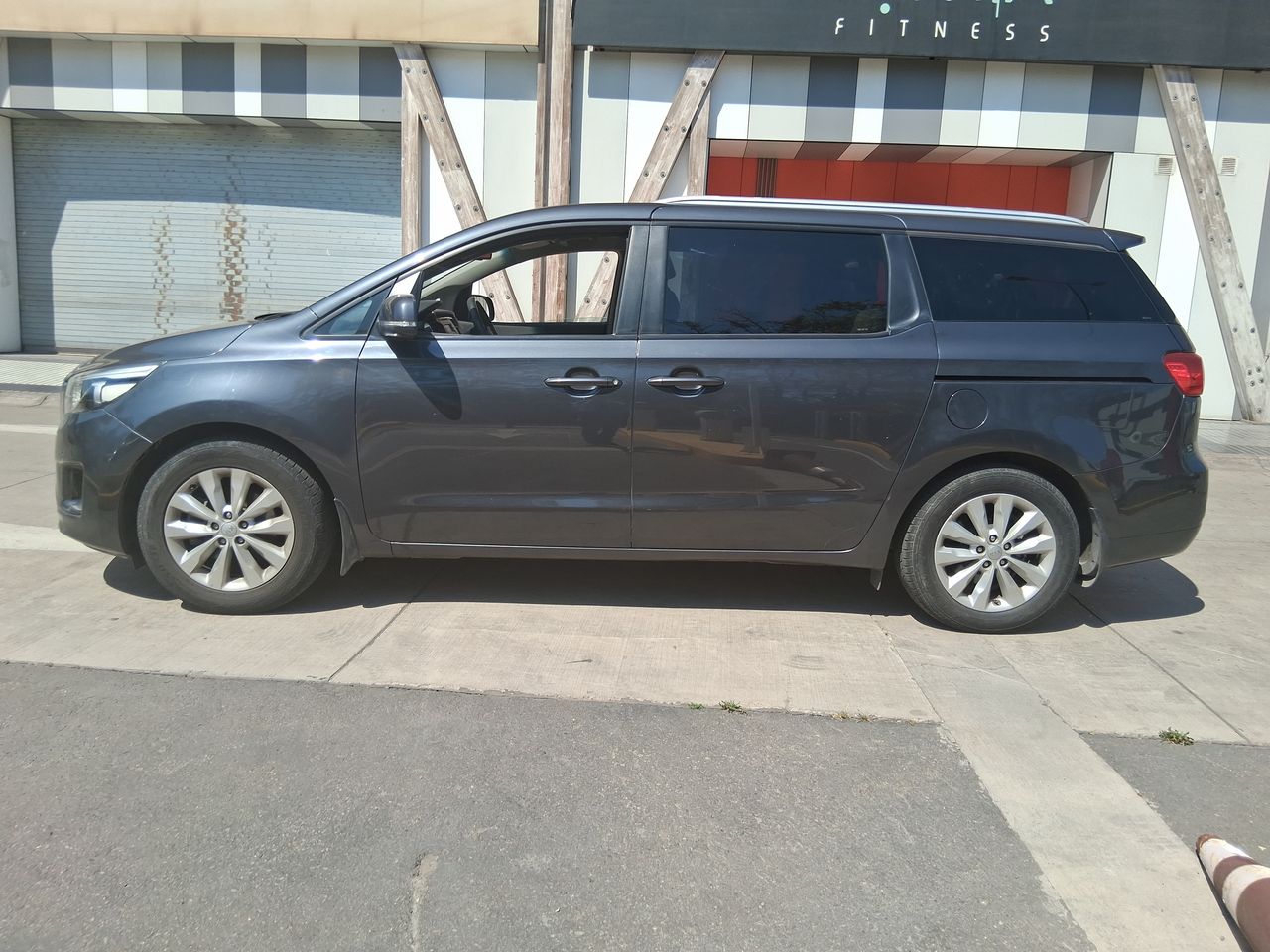 KIA - 3