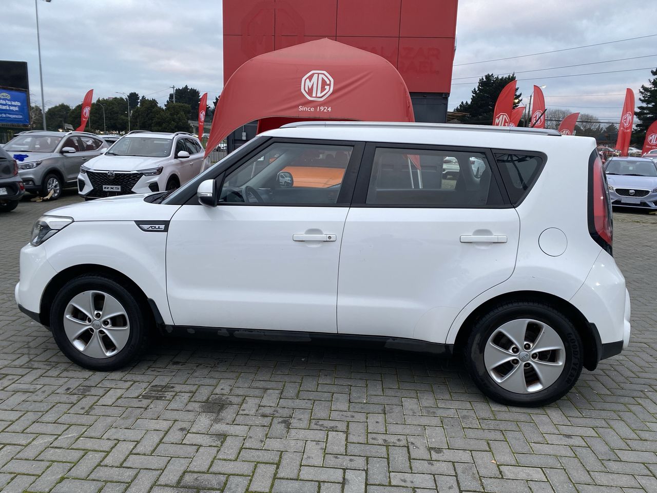 KIA - 4