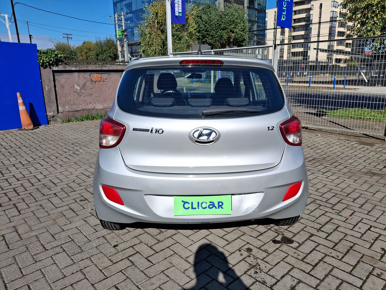 HYUNDAI - 6