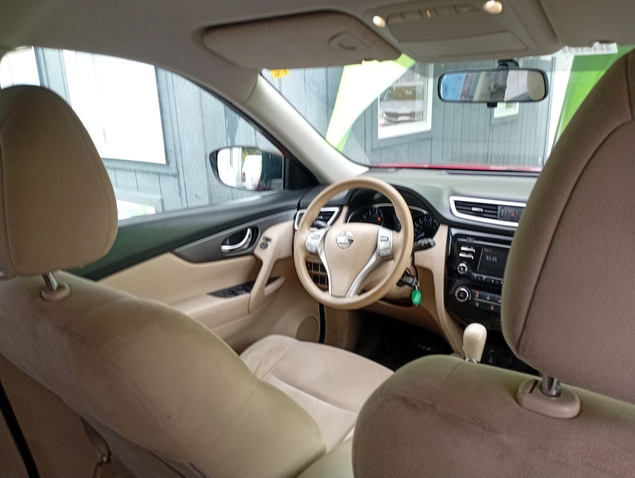 Nissan X-Trail — foto 9 de 18