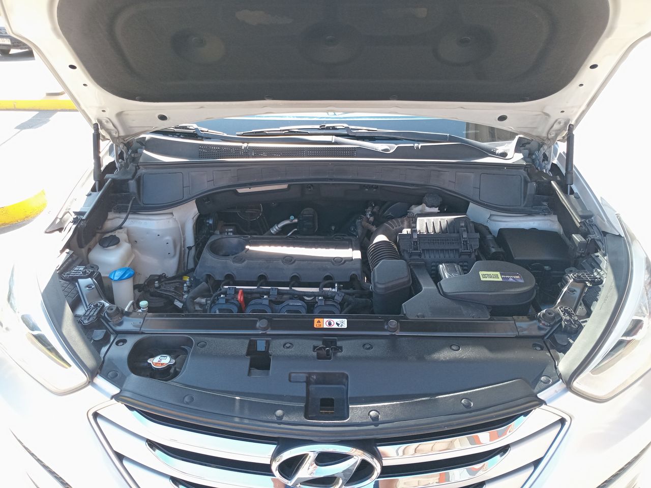 HYUNDAI - 15