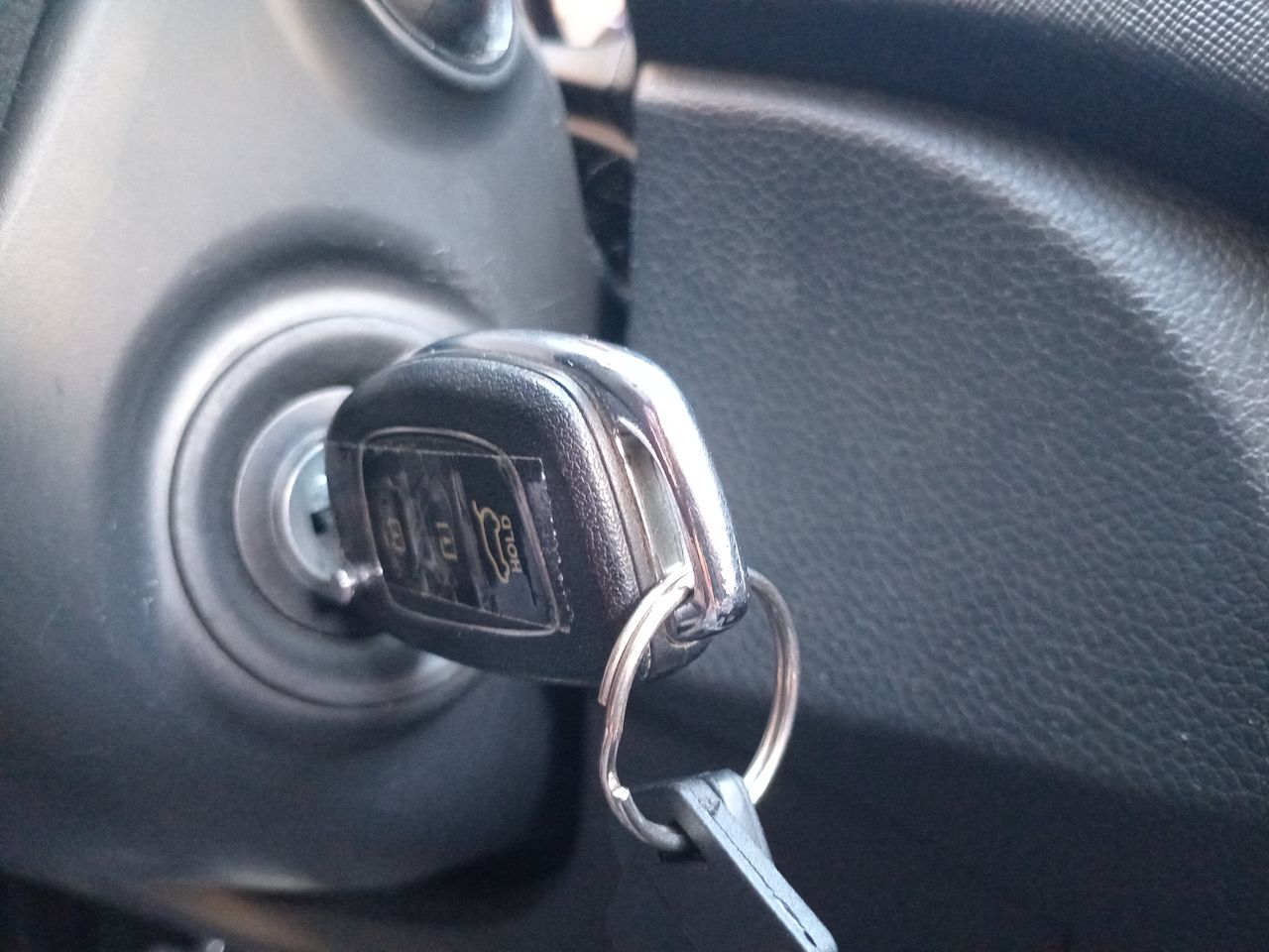 HYUNDAI - 33