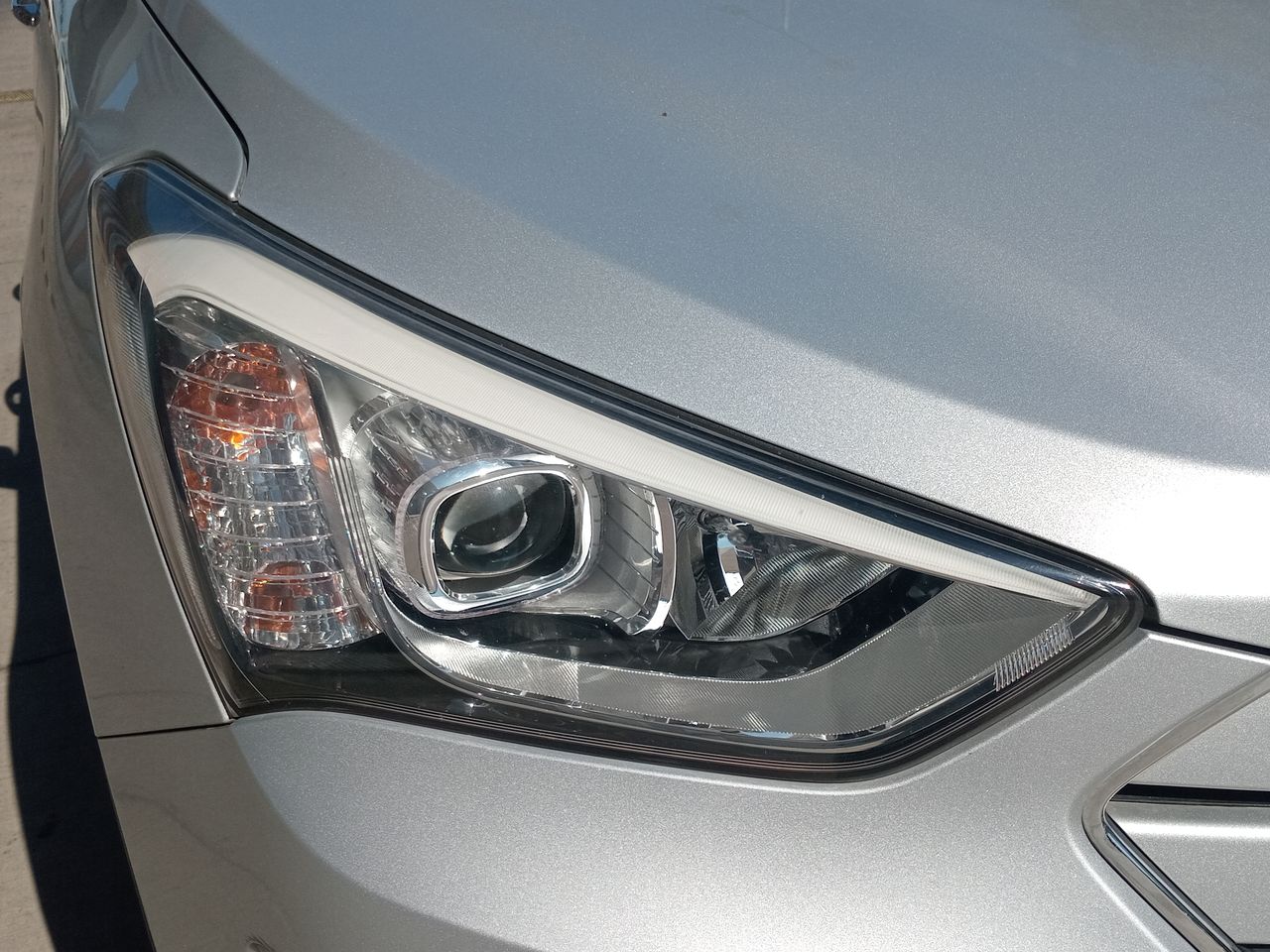 HYUNDAI - 16
