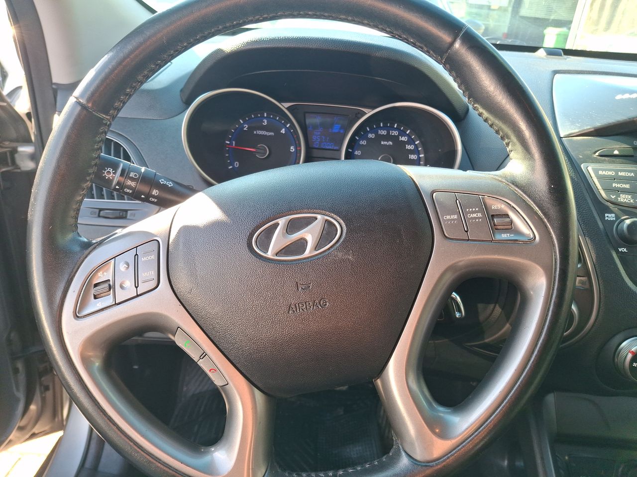 Hyundai Tucson — foto 16 de 24