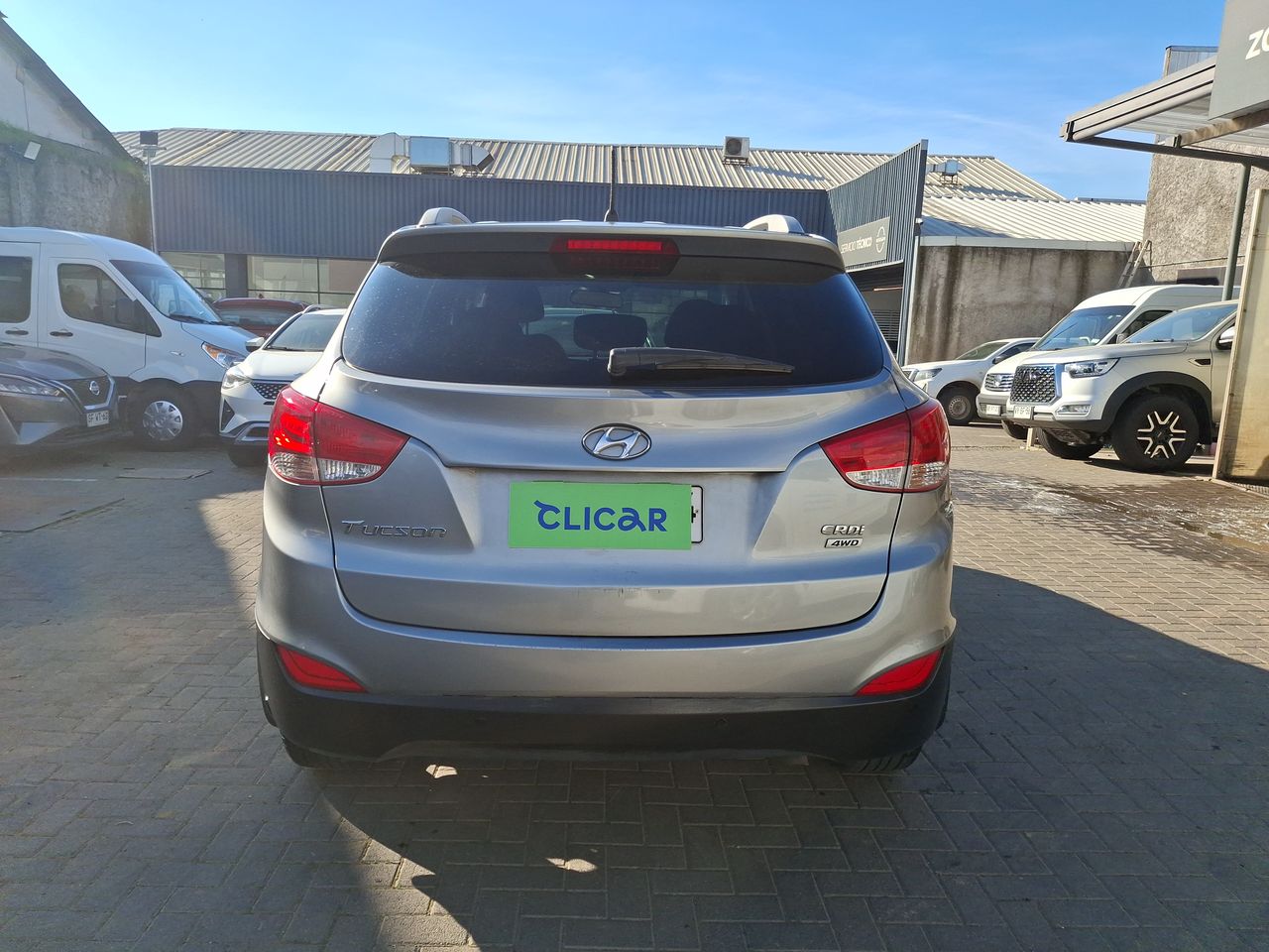 HYUNDAI - 6