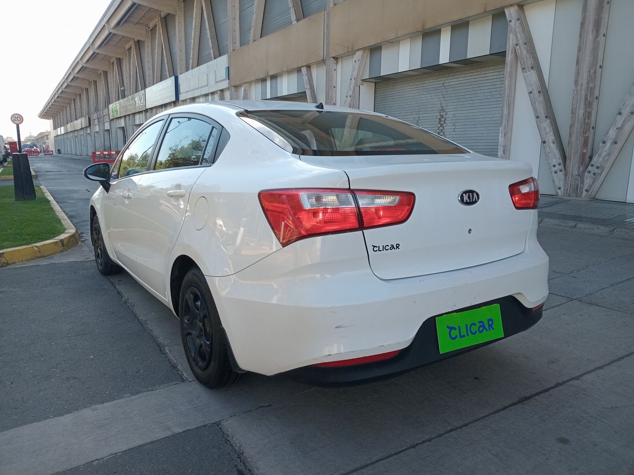KIA - 5