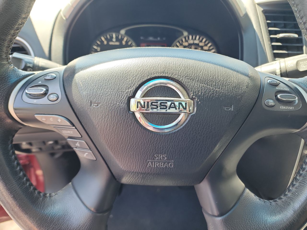 NISSAN - 27