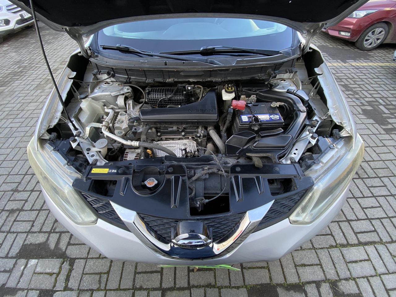 NISSAN - 10