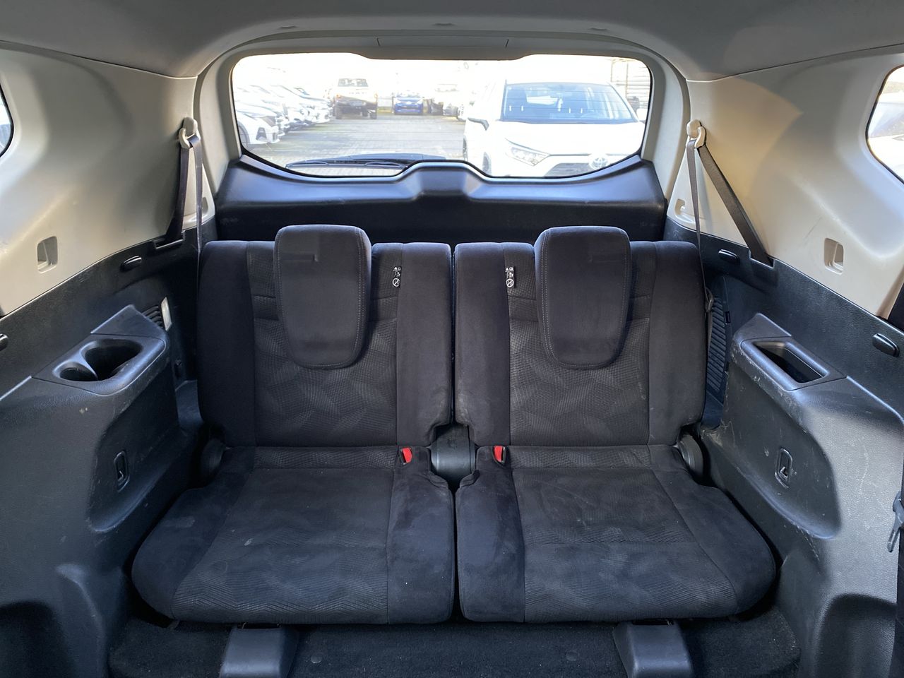 NISSAN - 28