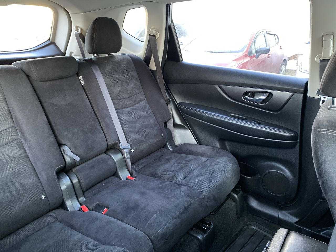NISSAN - 6