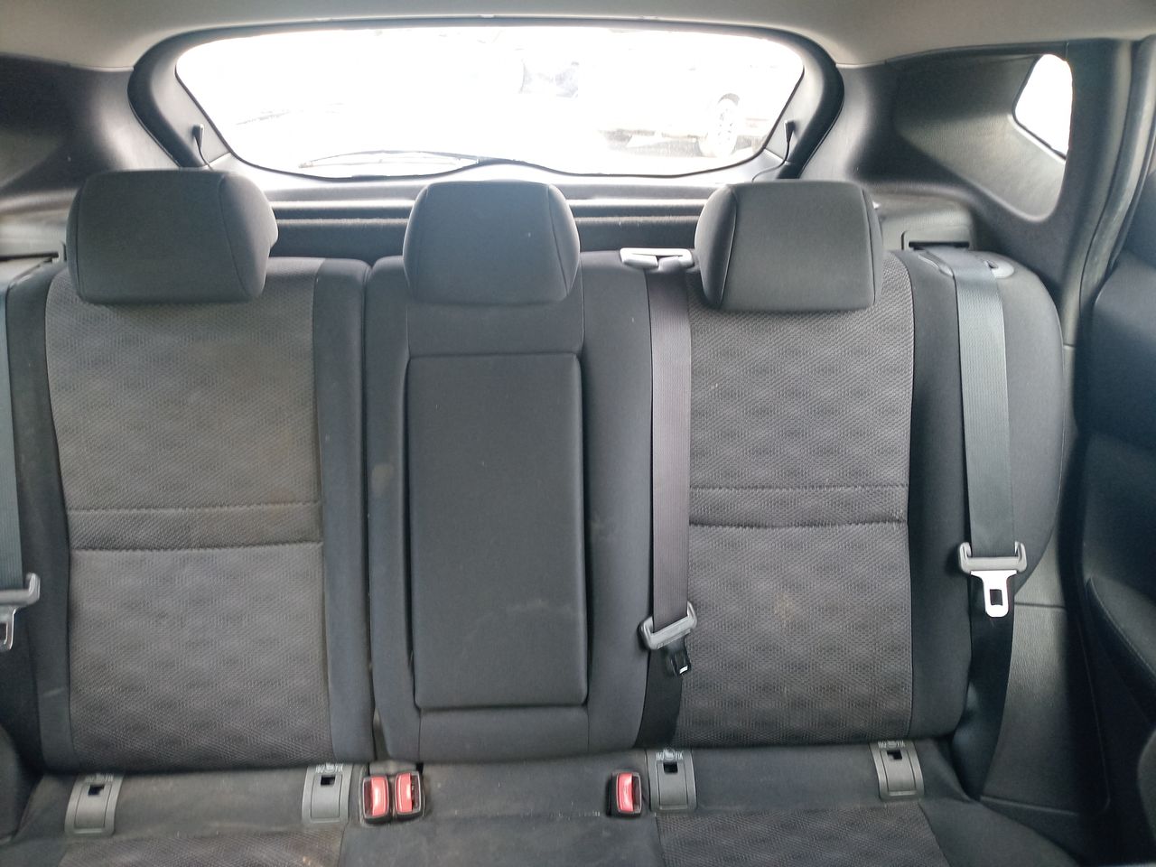 NISSAN - 4