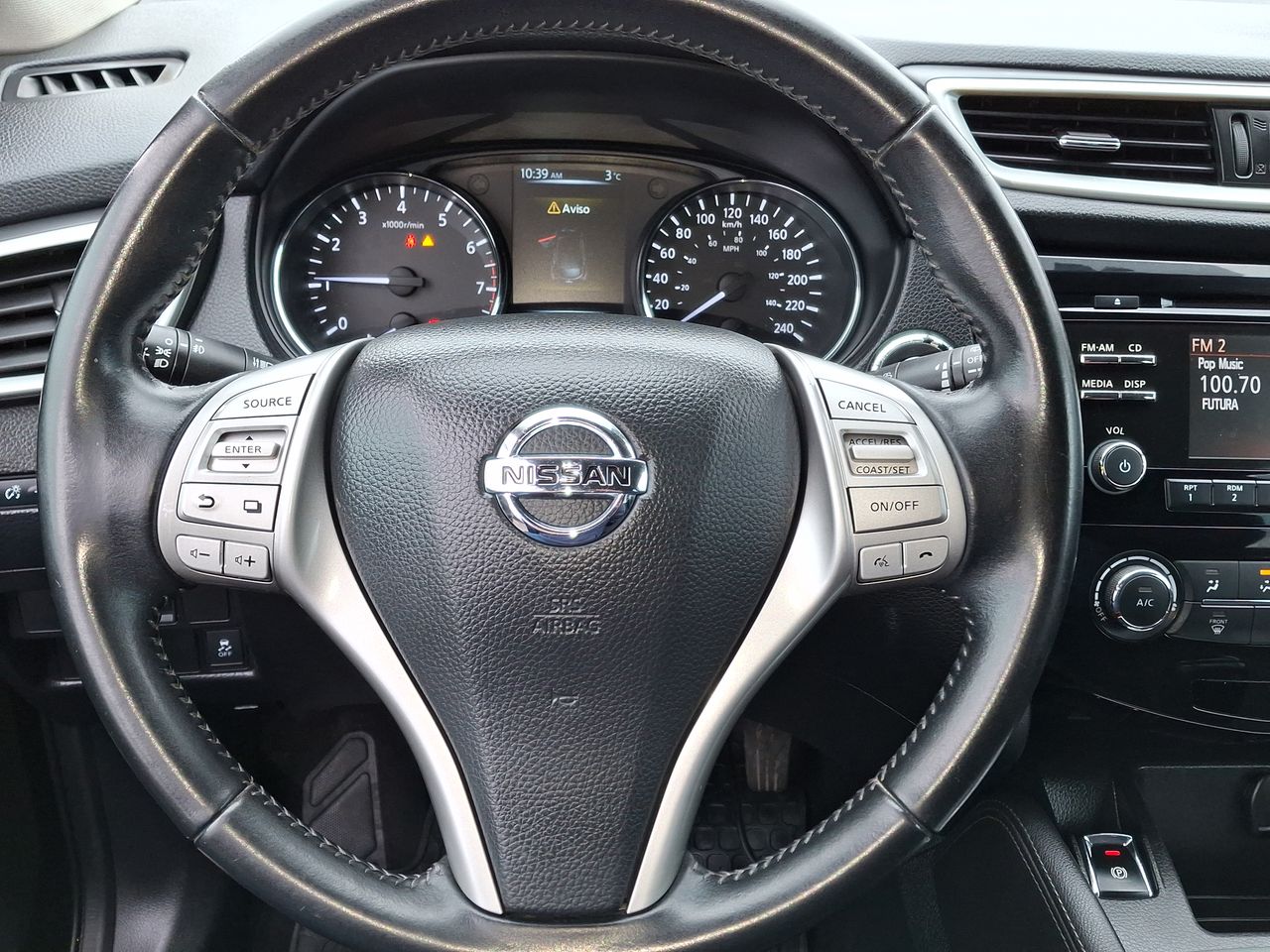 NISSAN - 22
