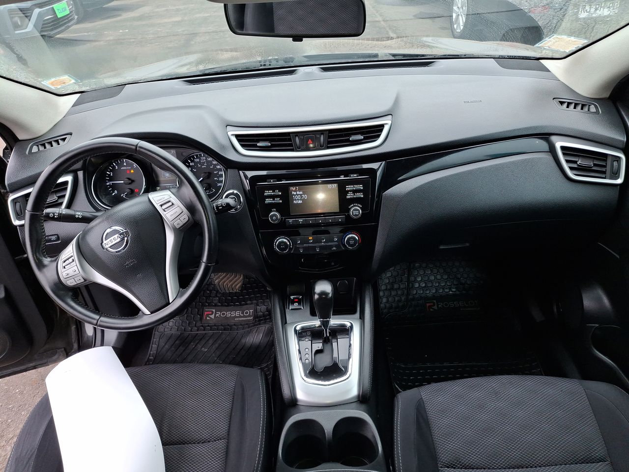 NISSAN - 14