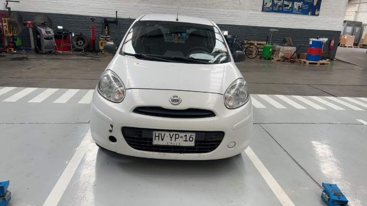 NISSAN - 2