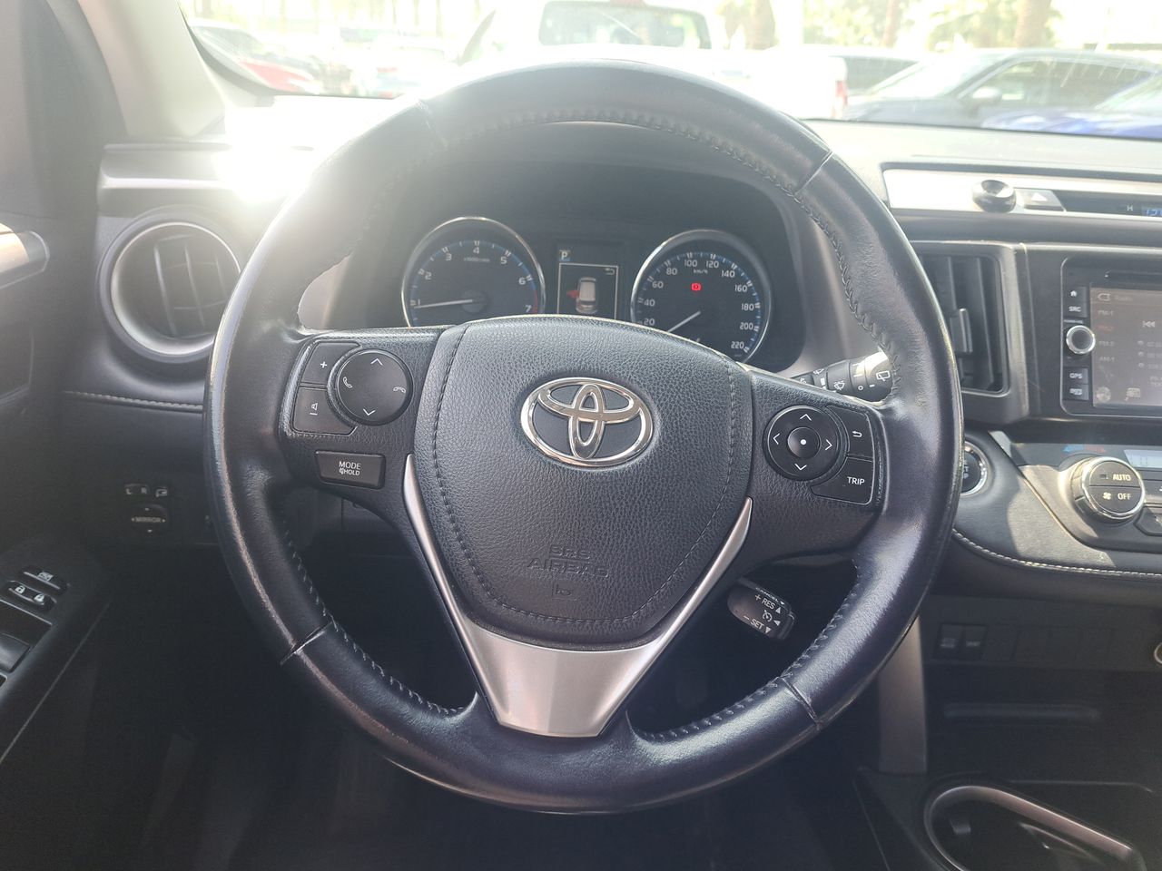 TOYOTA - 25
