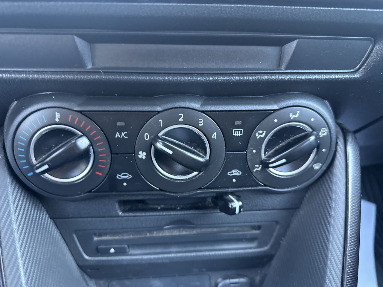 MAZDA - 30