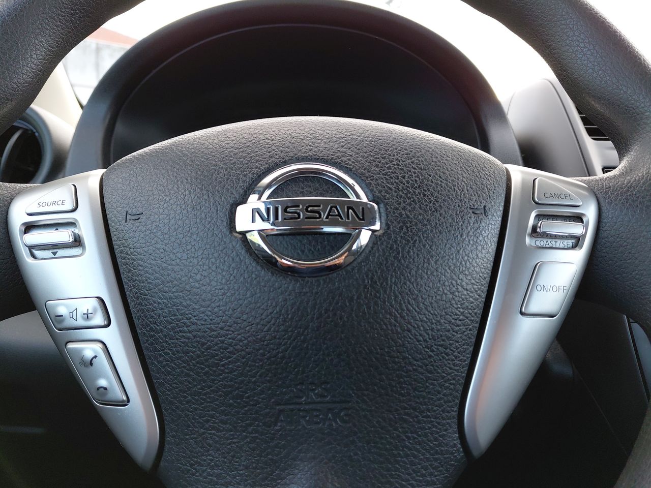 NISSAN - 15